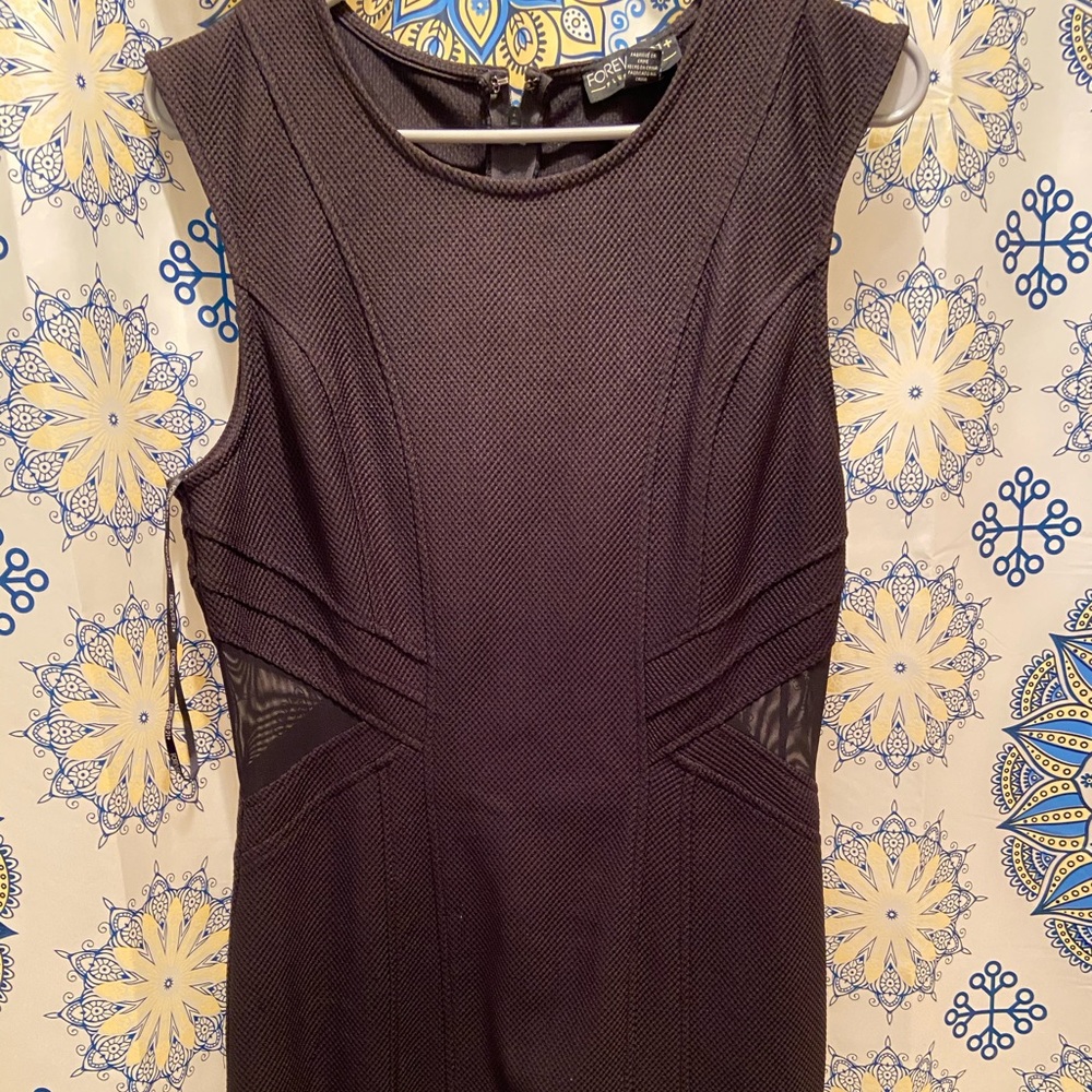 Cute dinner date dress